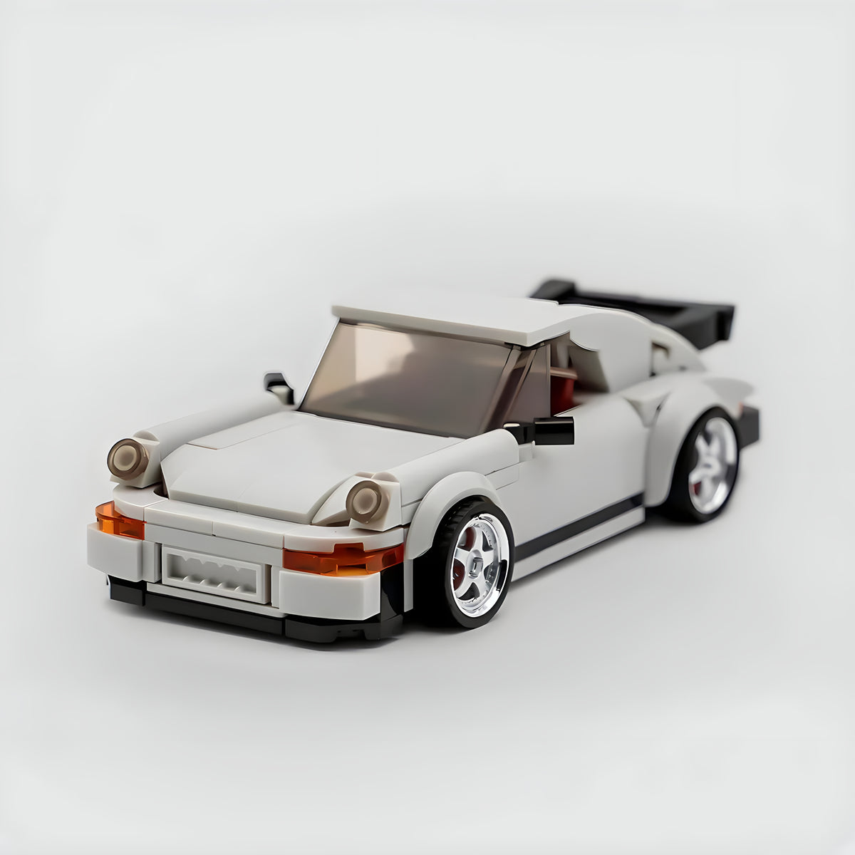 Porsche 930